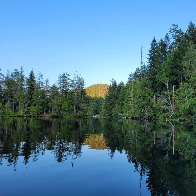 Hotel Lake activities include kayaking, swimming, Sunshine Coast BC